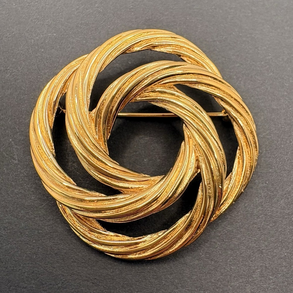 Vintage Monet Twisted Rope Knot Textured Gold Tone Brooch 1.75"‎